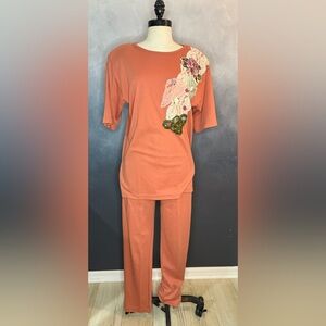 Vintage Lacy Afternoon Lounge Set by Shell Kepler
✨ Ships Fast Smoke-Free Home ✨